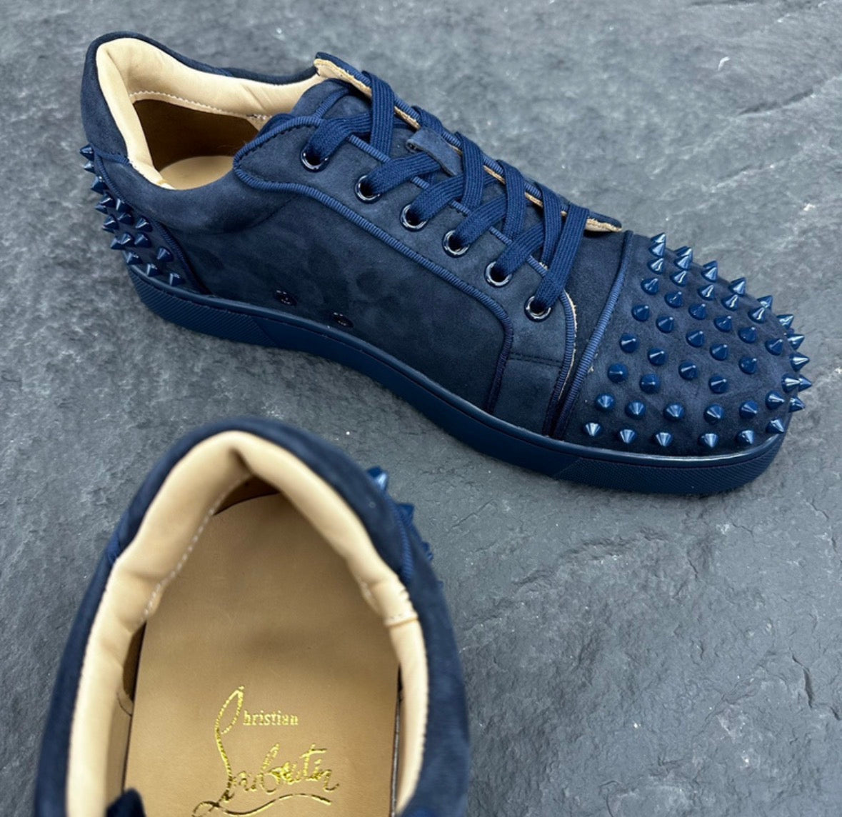 CHRISTIAN LOUBOUTIN